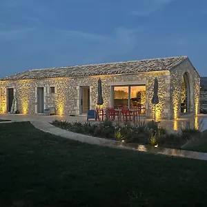 La Bella Chiaramonte Gulfi
